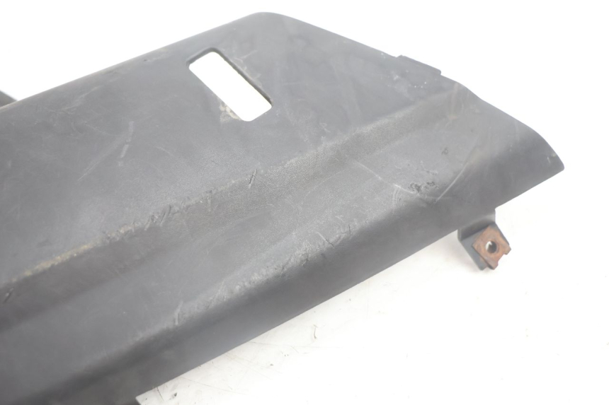 photo de Soleira traseira direita YAMAHA XMAX X-MAX 125 (2006 - 2009) - Outro ângulo de visão