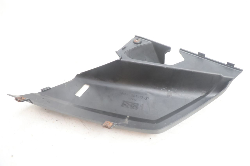 photo de Soleira traseira direita YAMAHA XMAX X-MAX 125 (2006 - 2009) - Pontos de fixação