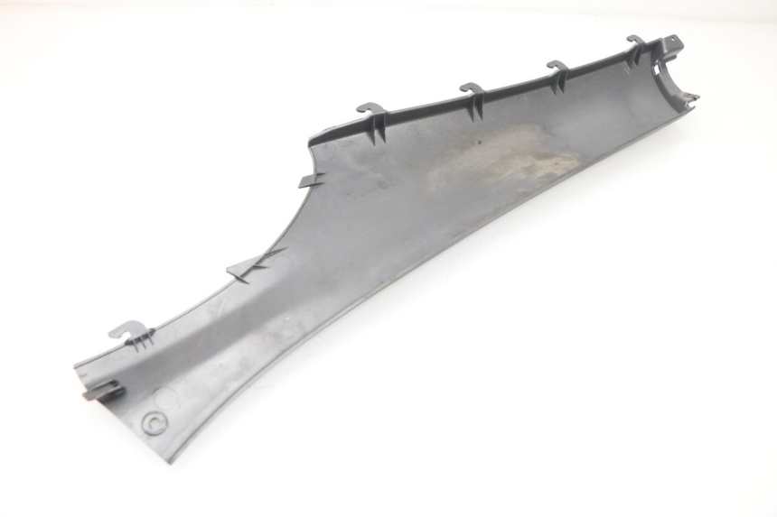 photo de Soleira traseira direita PIAGGIO X9 EVOLUTION 250 (2003 - 2007) - Detalhe da peça