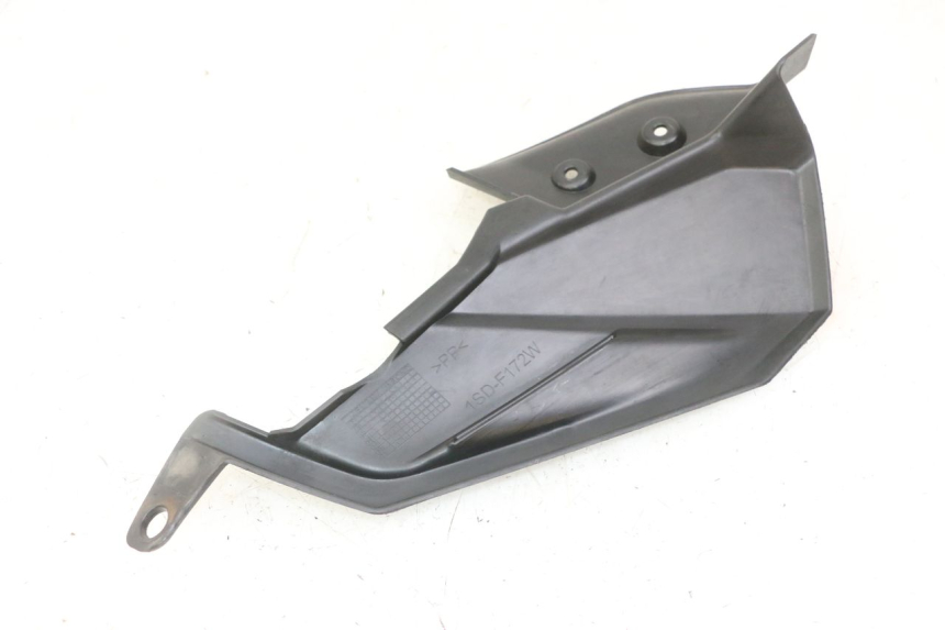 photo de Soleira traseira direita YAMAHA YP X-MAX XMAX 400 (2014 - 2017) - Detalhe da peça