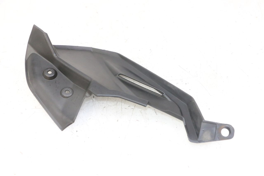 photo de Soleira traseira direita YAMAHA YP X-MAX XMAX 400 (2014 - 2017) - Vista geral