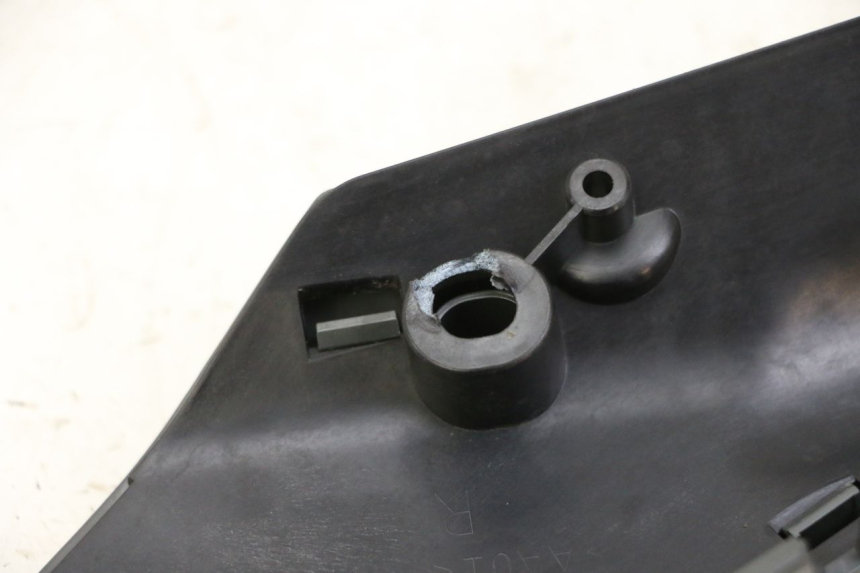 photo de Soleira traseira direita SEGWAY NINEBOT ZT3 PRO 1 - Detalhe da peça