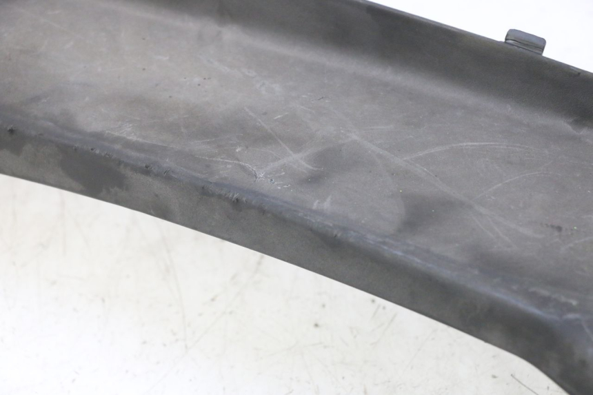 photo de Soleira traseira esquerda QUADRO 4 4D 350 (2015 - 2018) - Pontos de fixação