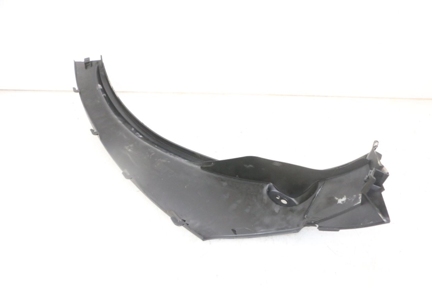 photo de Soleira traseira esquerda PIAGGIO MP3 LT 300 (2010 - 2016) - Zoom do estado de desgaste