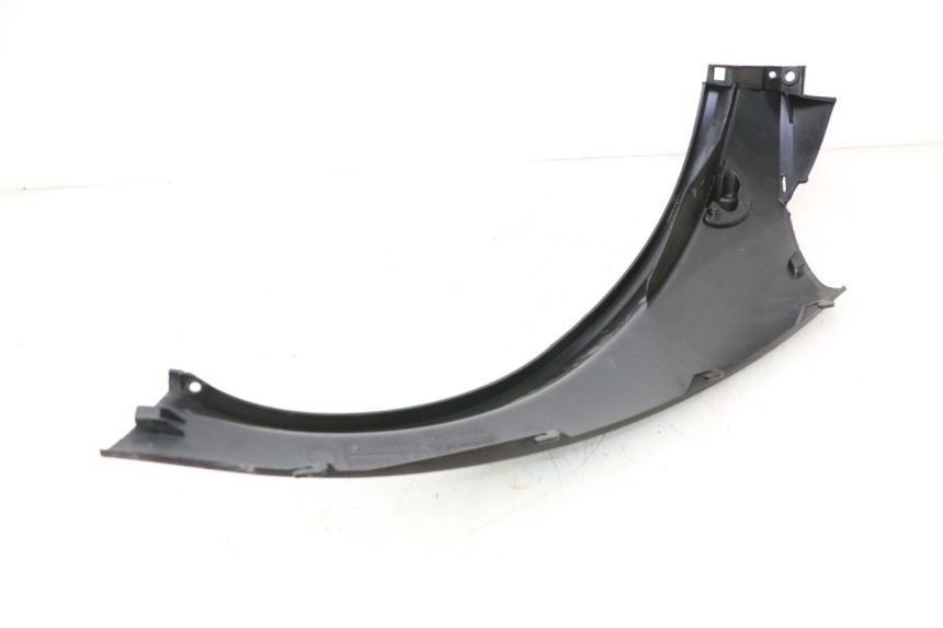 photo de Soleira traseira esquerda PIAGGIO MP3 LT 300 (2010 - 2016) - Ampliação técnica