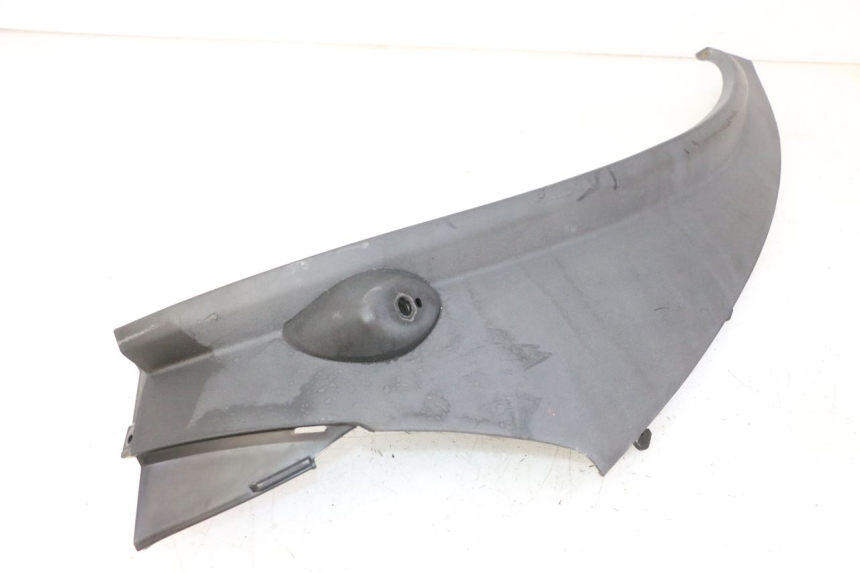 photo de Soleira traseira esquerda PIAGGIO MP3 RL 250 (2006 - 2010) - Pontos de fixação