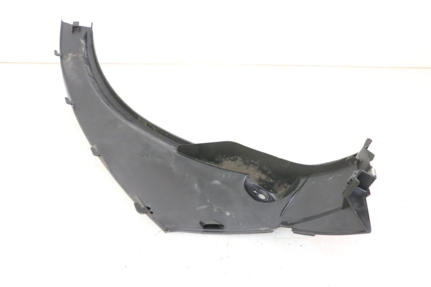 photo de Soleira traseira esquerda PIAGGIO MP3 LT 400 (2007 - 2012) - Detalhe da peça