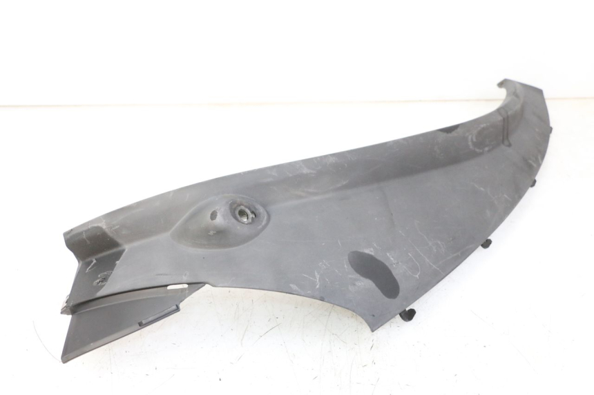 photo de Soleira traseira esquerda PIAGGIO MP3 LT 400 (2007 - 2012) - Vista geral
