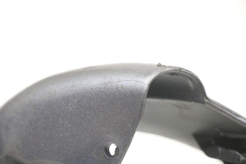 photo de Soleira traseira esquerda PIAGGIO VESPA GRANTURISMO 125 (2003 - 2007) - Ampliação técnica