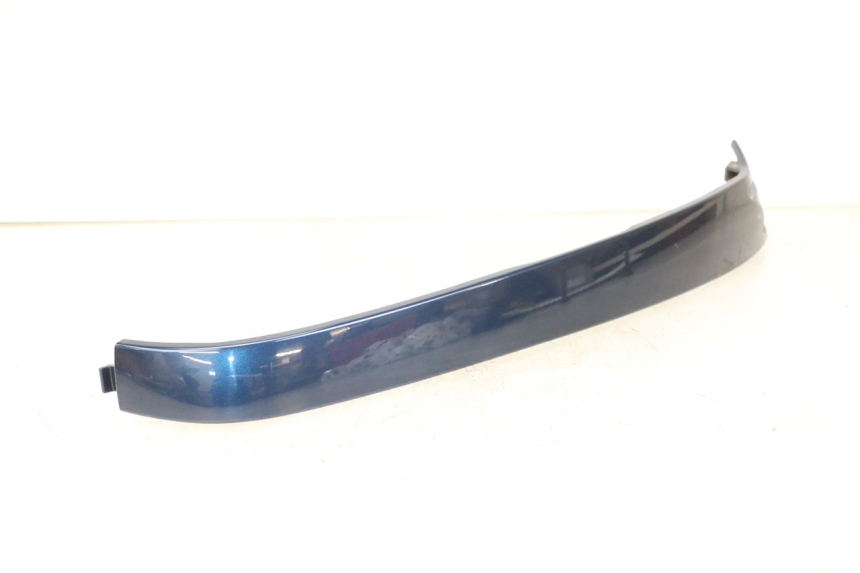 photo de Soleira traseira esquerda PIAGGIO VESPA LX 150 (2005 - 2013) - Pontos de fixação