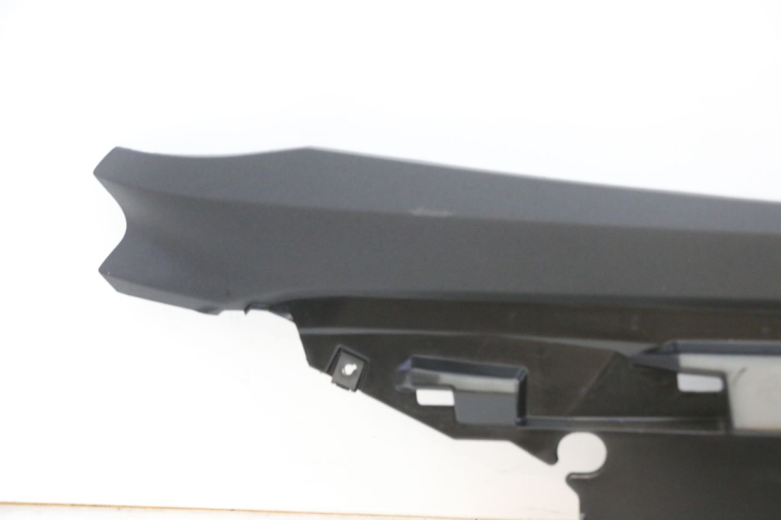 photo de Soleira traseira esquerda YAMAHA TRICITY 300 (2020 - 2024) - Vista do produto
