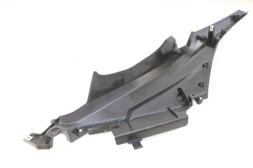 photo de Soleira traseira esquerda YAMAHA XMAX X-MAX 125 (2021 - 2025) - Outro ângulo de visão