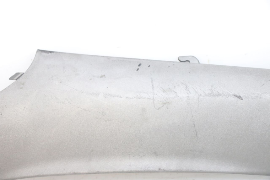 photo de Soleira traseira esquerda PIAGGIO X9 125 (2000 - 2003) - Peça verificada