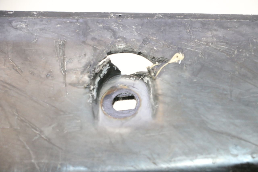 photo de SAIA LATERAL MBK BOOSTER SPIRIT 50 (1996 - 1999) - Detalhe da peça