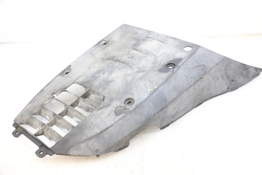 photo de Soleira SUZUKI BURGMAN 125 (2007 - 2014) - Pontos de fixação