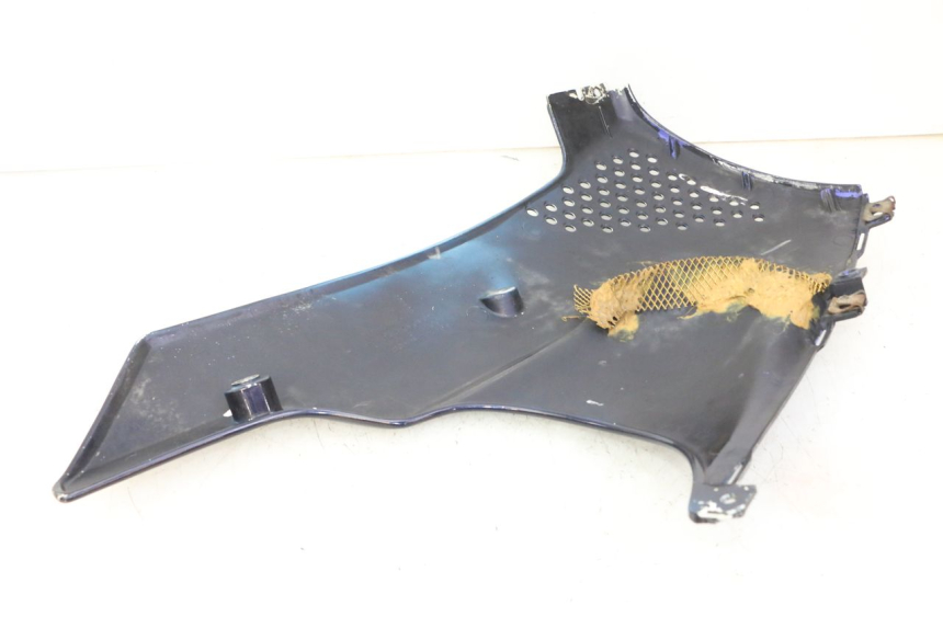 photo de Soleira direita HONDA CBR RR FIREBLADE 900 (1992 - 1994) - Detalhe da peça