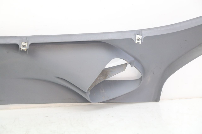 photo de Soleira direita HONDA FES PANTHEON 2T 125 (1998 - 2002) - Detalhe da peça