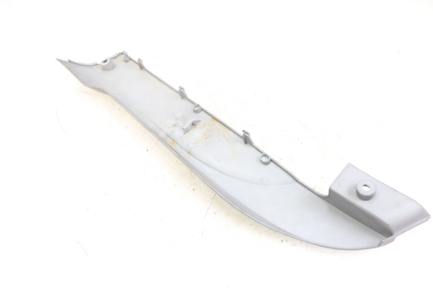 photo de Soleira direita SYM FIDDLE 3 III 125 (2014 - 2020) - Detalhe da peça