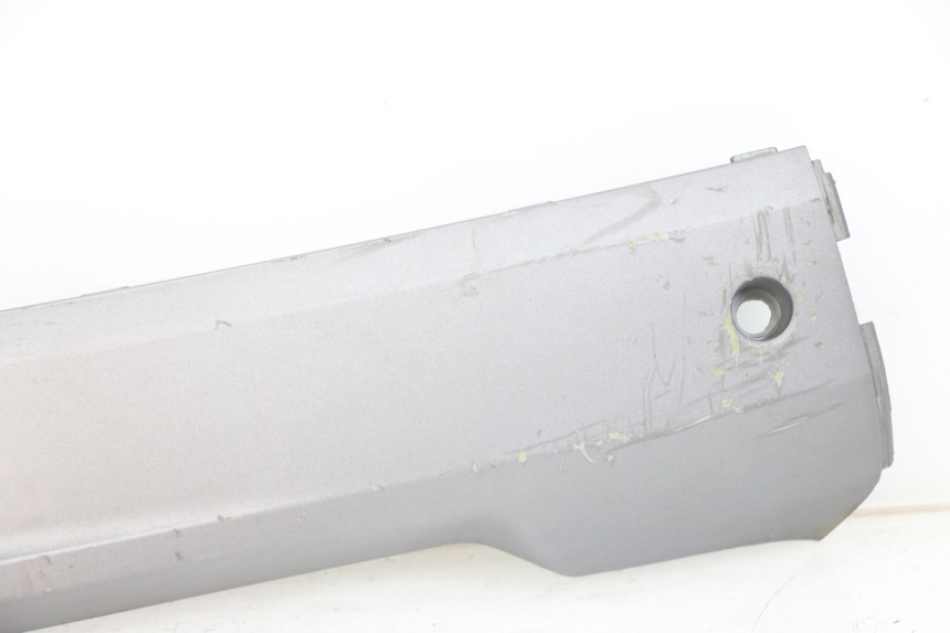 photo de Soleira direita SYM FIDDLE 3 III 125 (2014 - 2020) - Pontos de fixação