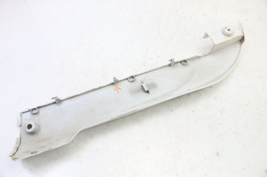 photo de Soleira direita SYM FIDDLE 3 III 125 (2014 - 2020) - Estado da superfície