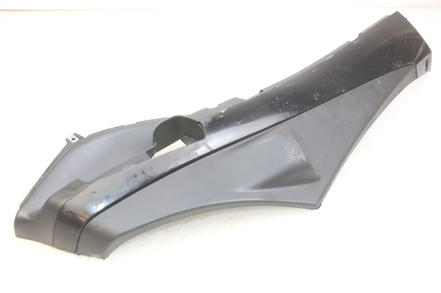 photo de Soleira direita PIAGGIO FLY 4T 50 (2013 - 2017) - Peça verificada