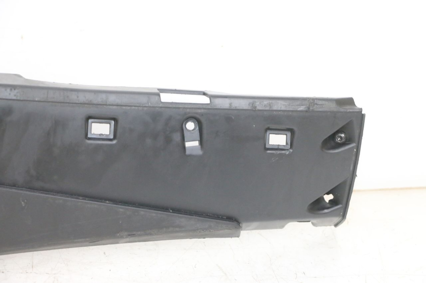photo de Soleira direita PIAGGIO FLY 4T 50 (2013 - 2017) - Ampliação dos componentes