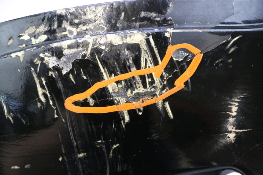 photo de LATERAL DIREITO SUZUKI GSX F GSXF 750 (1988 - 1998) - Zoom do estado de desgaste