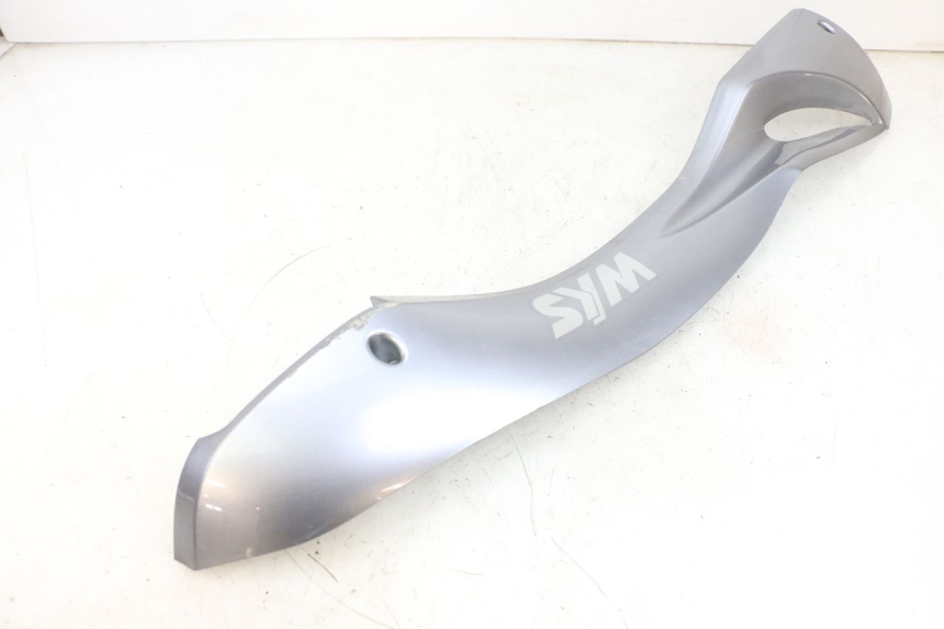 photo de Soleira direita SYM GTS EVO 125 (2009 - 2013) - Vista de perto