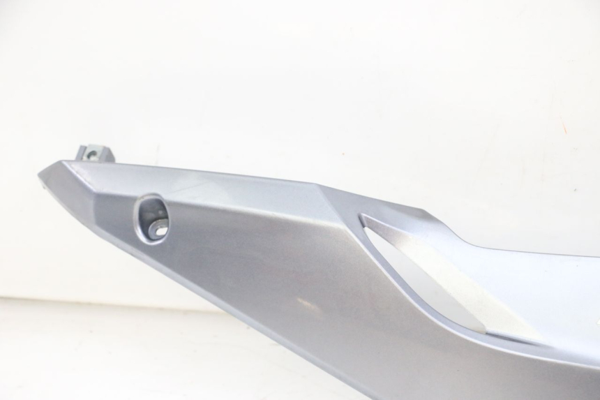 photo de Soleira direita SYM JOYMAX 125 (2010 - 2017) - Peça verificada