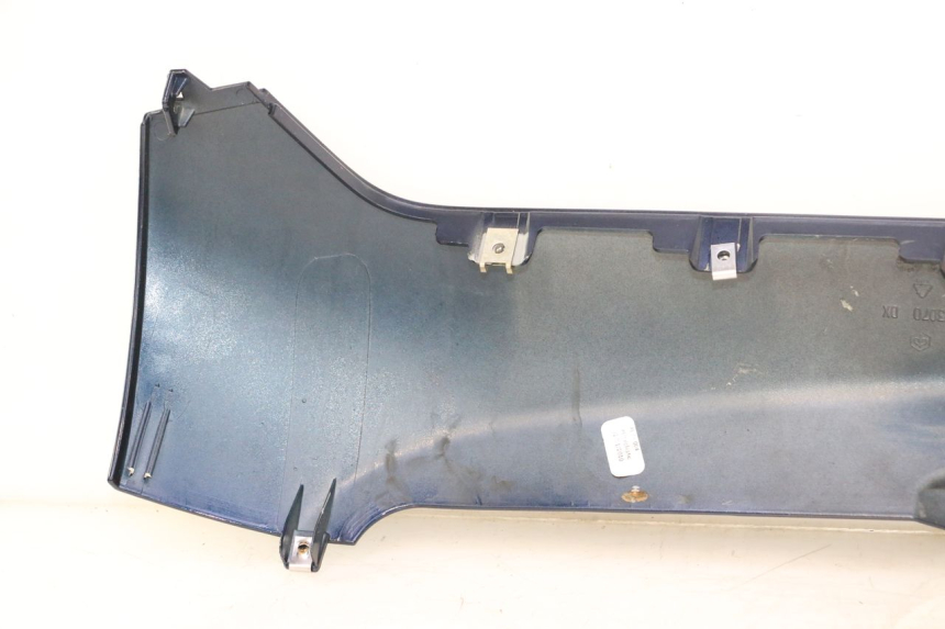 photo de Soleira direita PIAGGIO MP3 LT 400 (2007 - 2012) - Vista do produto