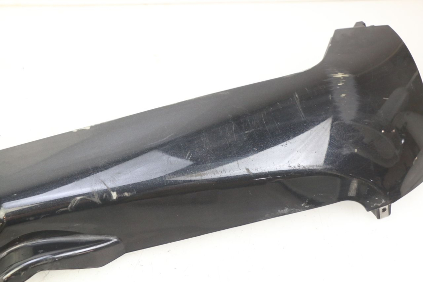 photo de Soleira direita PIAGGIO MP3 125 (2006 - 2014) - Detalhe da peça