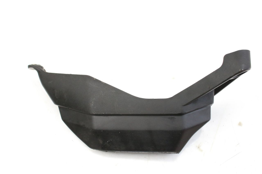 photo de Soleira direita YAMAHA MT-07 MT07 700 (2018 - 2020) - Zoom do estado de desgaste