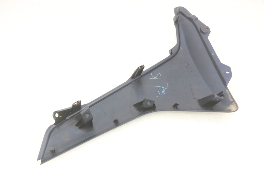 photo de Soleira direita YAMAHA N-MAX NMAX 125 (2017 - 2020) - Detalhe da peça
