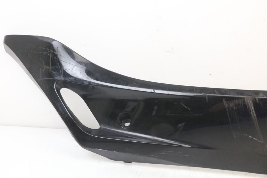 photo de Soleira direita HONDA PCX (JF28) 125 (2009 - 2011) - Detalhe da peça