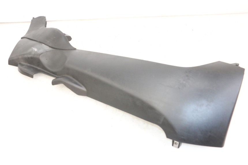 photo de Soleira direita PIAGGIO MP3 LT 400 (2007 - 2012) - Estado da superfície