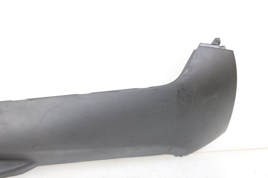 photo de Soleira direita PIAGGIO MP3 LT 400 (2007 - 2012) - Peça verificada