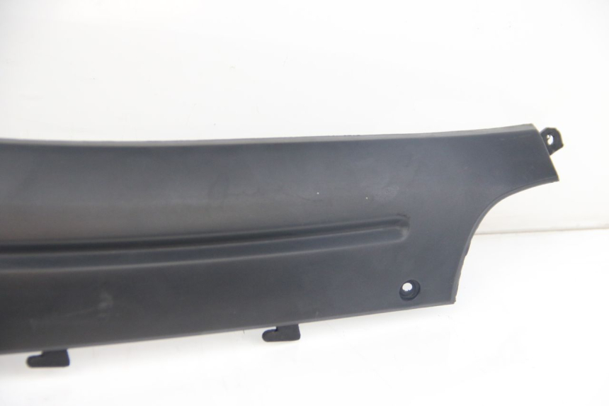 photo de Soleira direita TNT MOTOR ROMA 12' 2T 50 (2007 - 2018) - Detalhe da peça