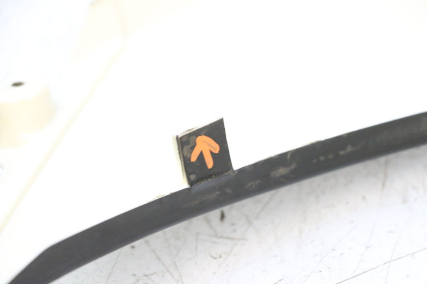 photo de LATERAL DIREITO BAIKU SAKURA 1 (2021 - 2025) - Estado da superfície