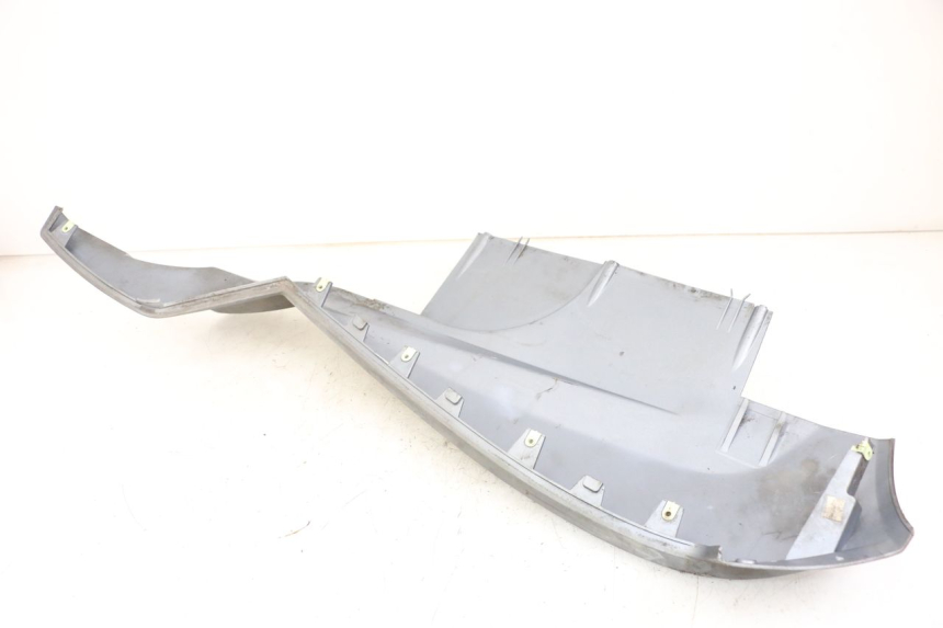 photo de Soleira direita PEUGEOT SATELIS 125 (2006 - 2009) - Detalhe da peça