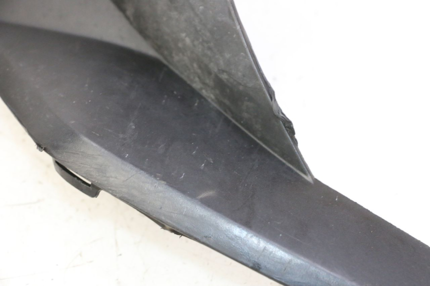 photo de Soleira direita PEUGEOT SATELIS 125 (2006 - 2009) - Detalhe da peça