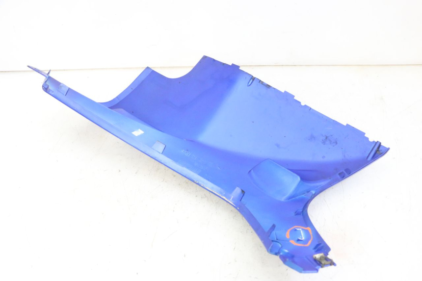 photo de Soleira direita PEUGEOT SPEEDFIGHT 2 LC 50 (2000 - 2009) - Detalhe da peça