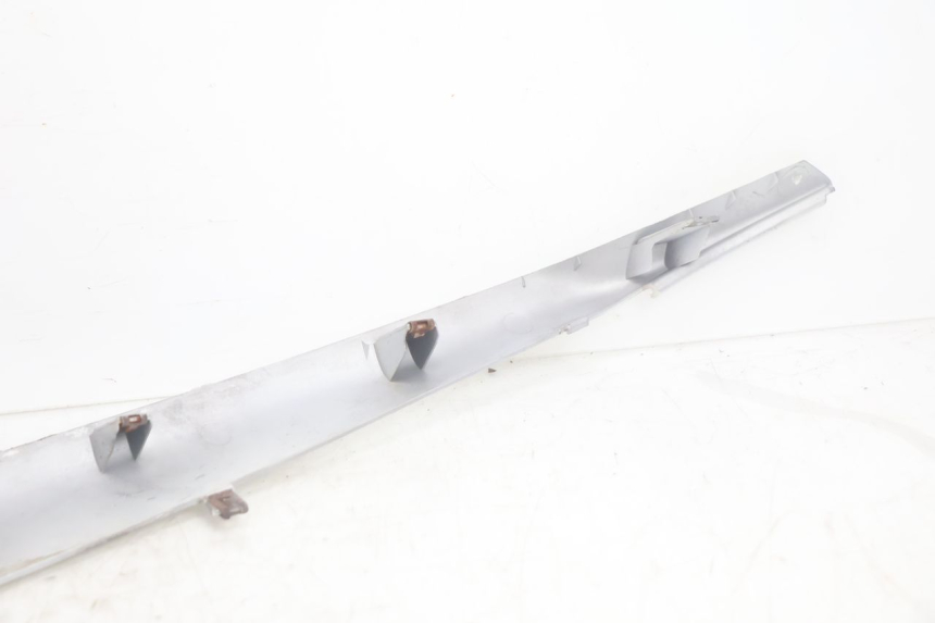 photo de Soleira direita YAMAHA XMAX X-MAX 125 (2006 - 2009) - Peça verificada