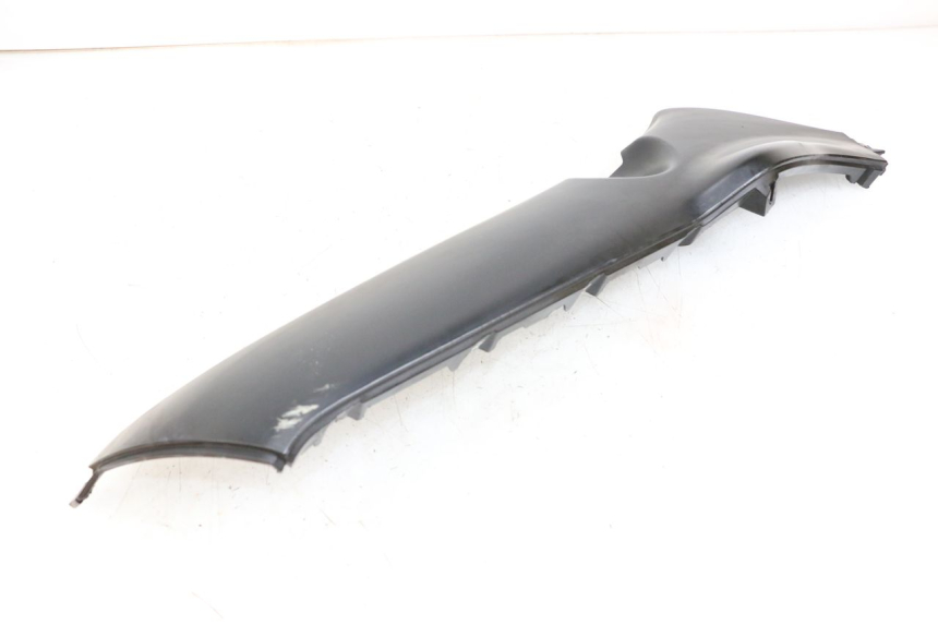 photo de Soleira direita PIAGGIO XEVO - X EVO 125 (2007 - 2017) - Detalhe da peça