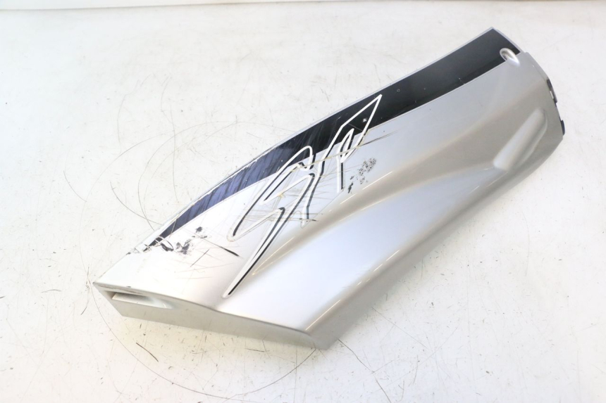 photo de Soleira direita YAMAHA YP MAJESTY 125 (2002 - 2006) - Outro ângulo de visão