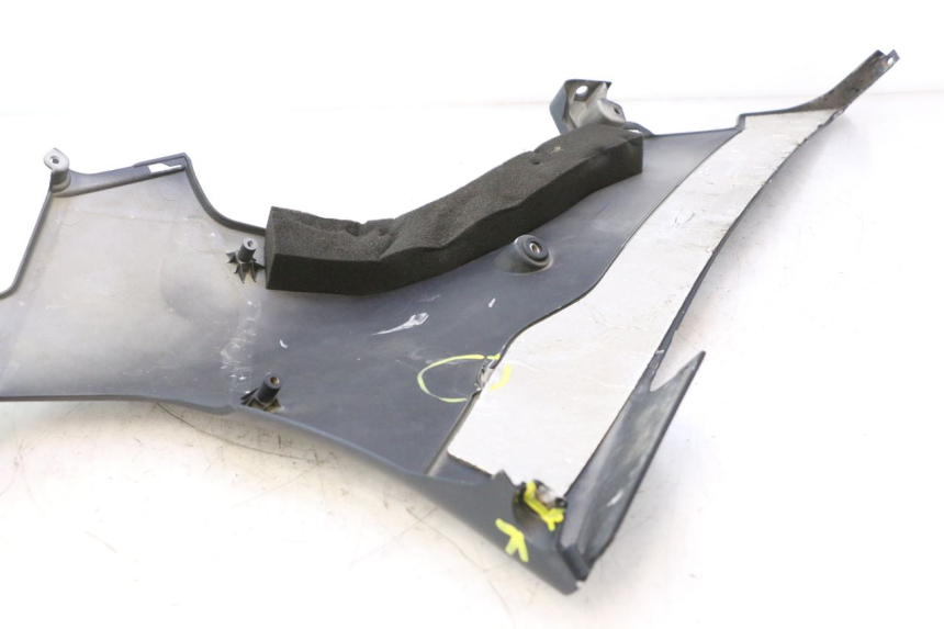 photo de LATERAL DIREITO YAMAHA YZF R6 600 (2008 - 2009) - Ângulo alternativo