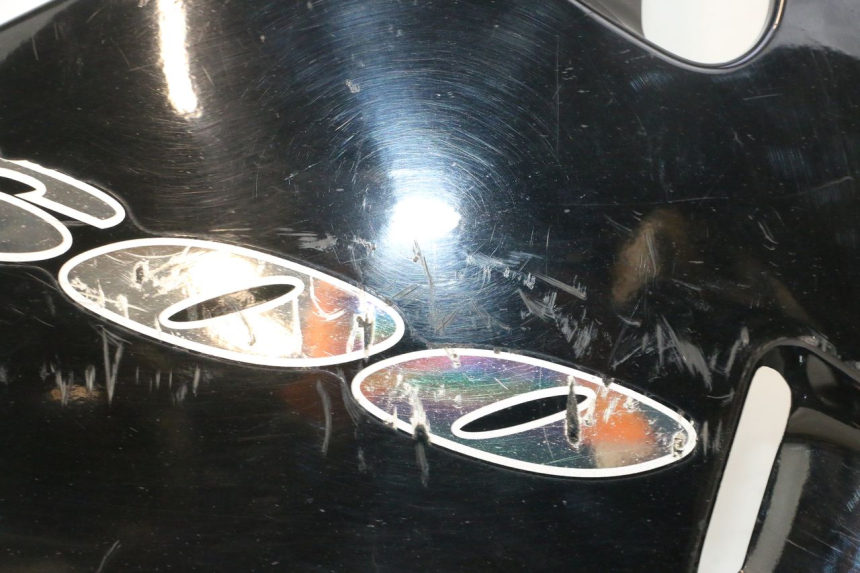 photo de LATERAL DIREITO KAWASAKI ZZR 600 (1995 - 2004) - Zoom do estado de desgaste