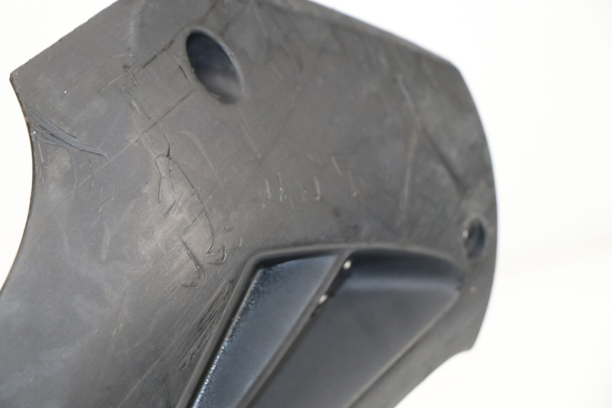 photo de Soleira esquerda KYMCO AGILITY CITY 50 (2008 - 2016) - Detalhe da peça