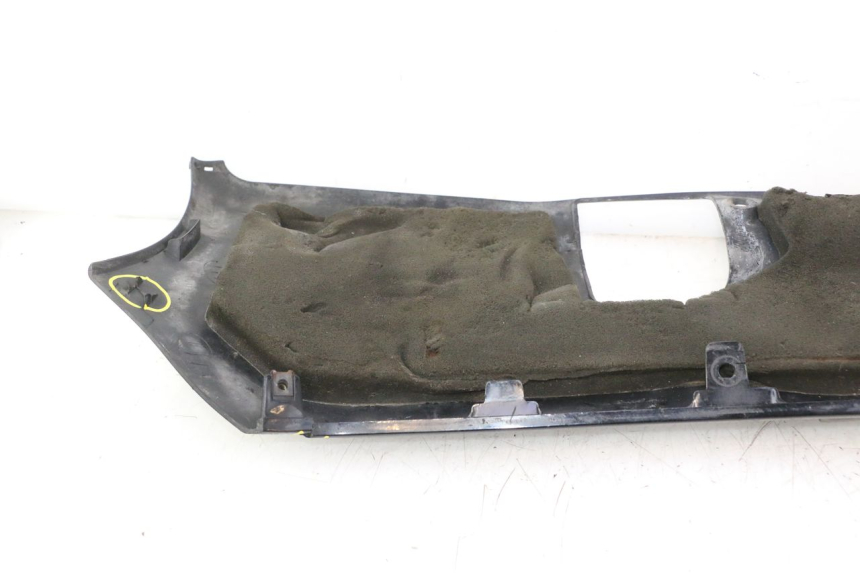 photo de LATERAL ESQUERDO SUZUKI BURGMAN EXECUTIVE ABS 650 (2006 - 2012) - Pontos de fixação