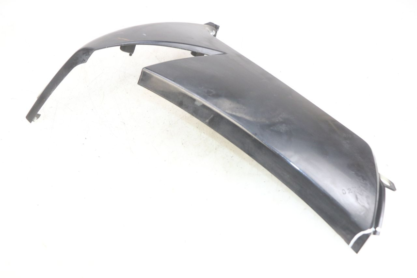 photo de Soleira esquerda PEUGEOT CITYSTAR 125 (2011 - 2017) - Detalhes característicos
