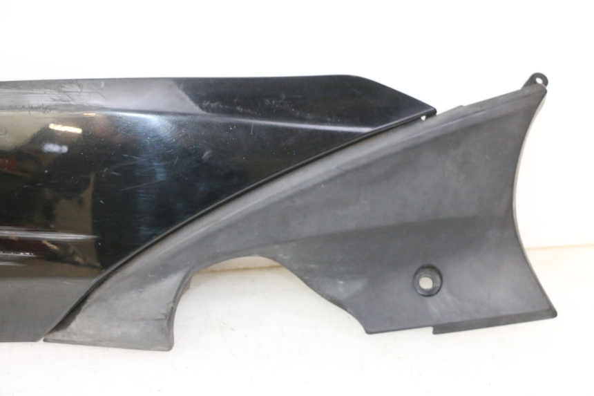 photo de Soleira esquerda HONDA FES S-WING SWING ABS 125 (2007 - 2015) - Pontos de fixação